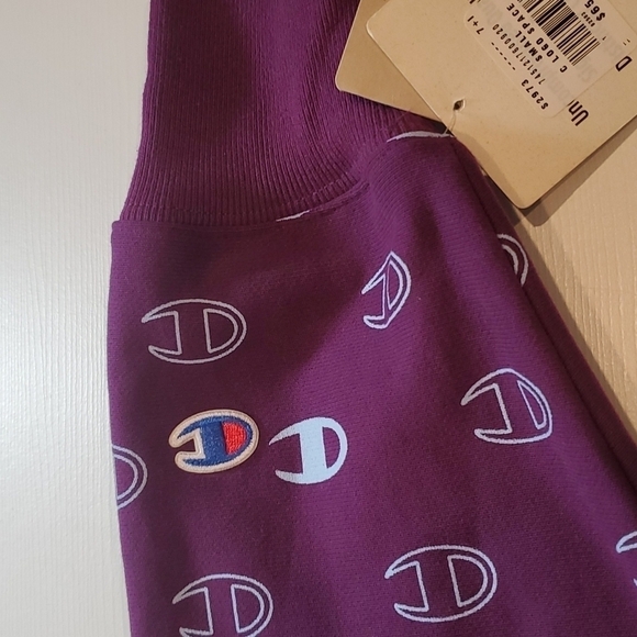 NEW Champion Reverse Weave Crewneck Sweatshirt Sz S - Picture 10 of 10